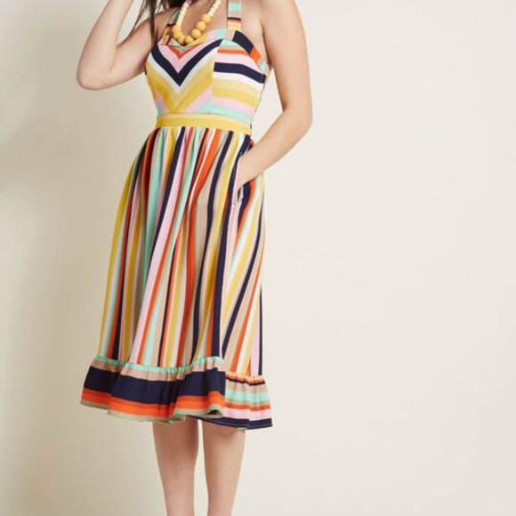 Modcloth Dresses & Skirts - Modcloth Frequently Piquant Halter Dress